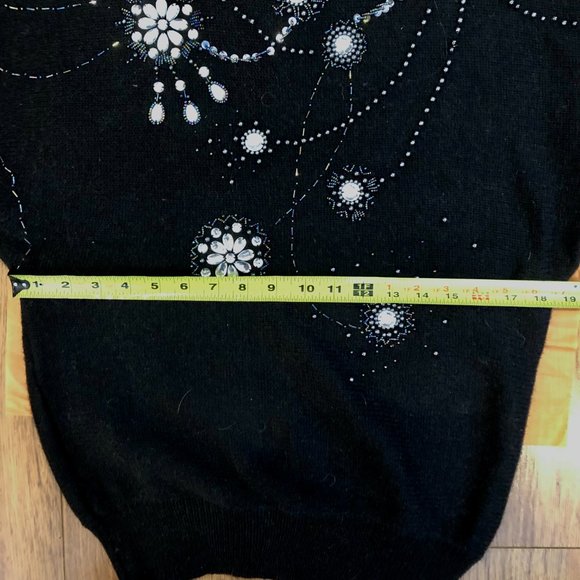 Black beaded pullover - Picture 4 of 6